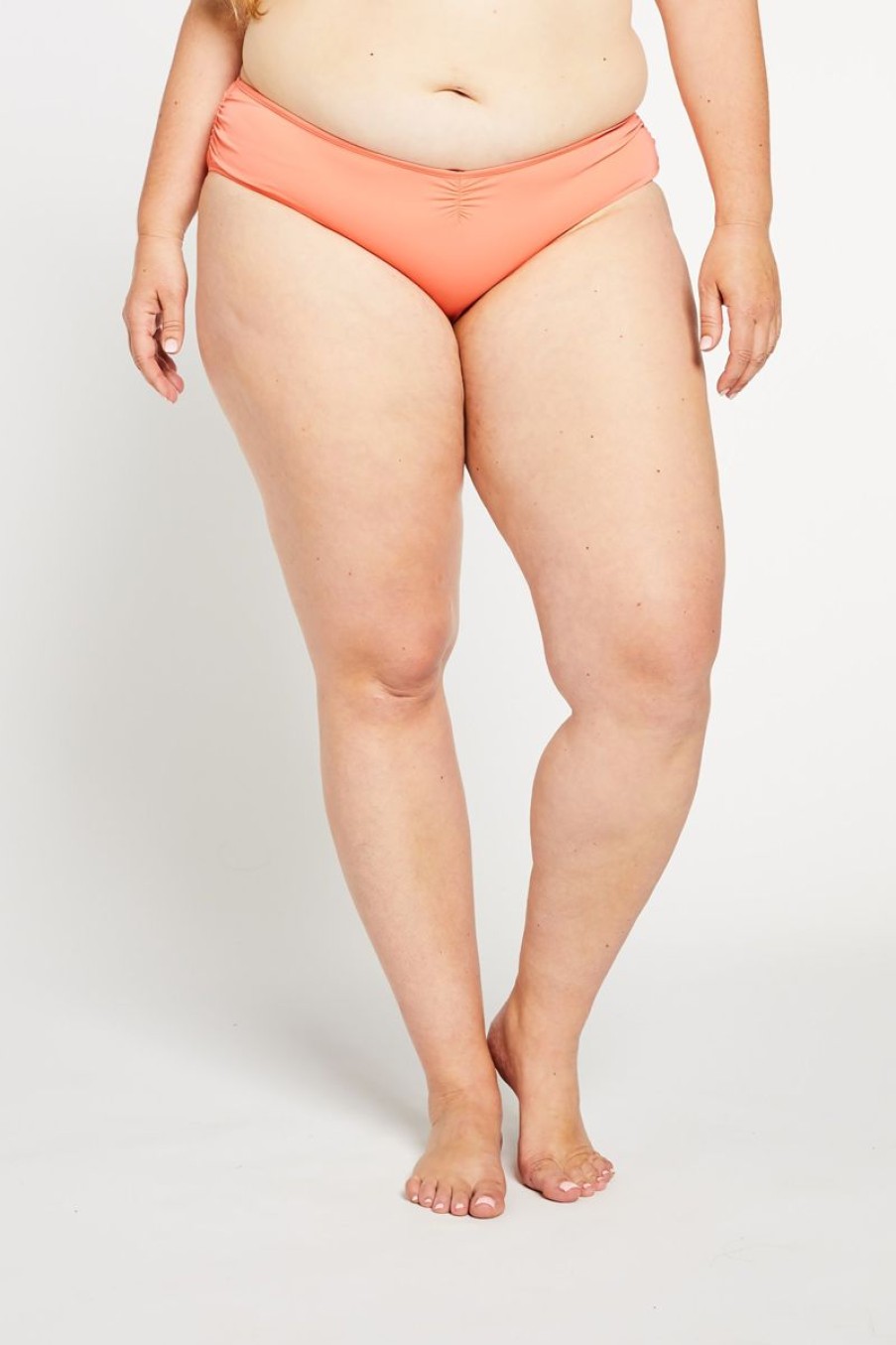 Women Aqua Bay Bikini Bottoms | The Tj Ruched Cheeky Bikini Bottom In Coral