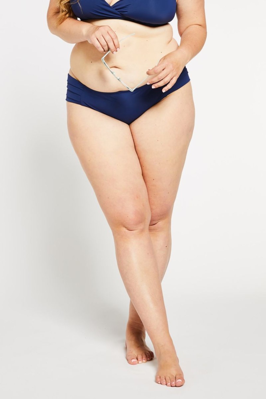 Women Aqua Bay Bikini Bottoms | The Sarah Pleated Bikini Bottom In Ocean Navy