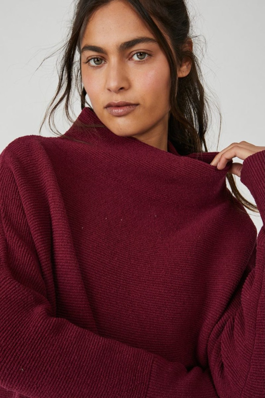 Women Aqua Bay Sweaters & Cardigans | Free People Slouchy Ottoman Tunic Last One Size Xs Pomegranate Wine